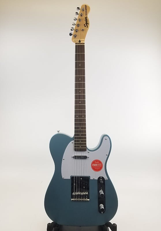 

Squier Affinity Telecaster с грифом Laurel, струны сквозь корпус 2022 — Ice Blue Metallic Affinity Telecaster with Laurel Fretboard, String Through Body