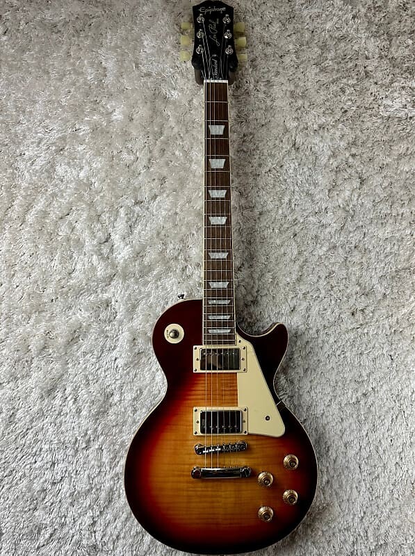 

Электрогитара Epiphone Les Paul Standard 50-х годов Cherry Sunburst Les Paul Standard '50s
