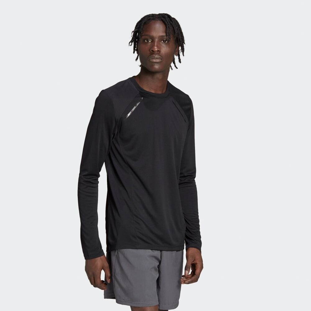 

Футболка Adidas HY8446, Черный