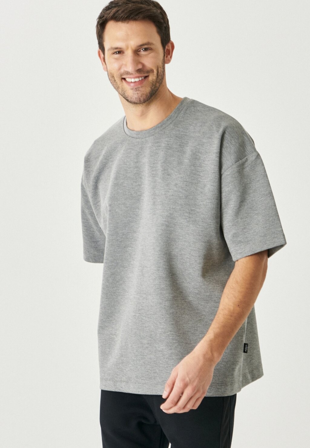 

Базовая футболка OVERSIZE AC&CO / ALTINYILDIZ CLASSICS, цвет Oversize Sweatshirt