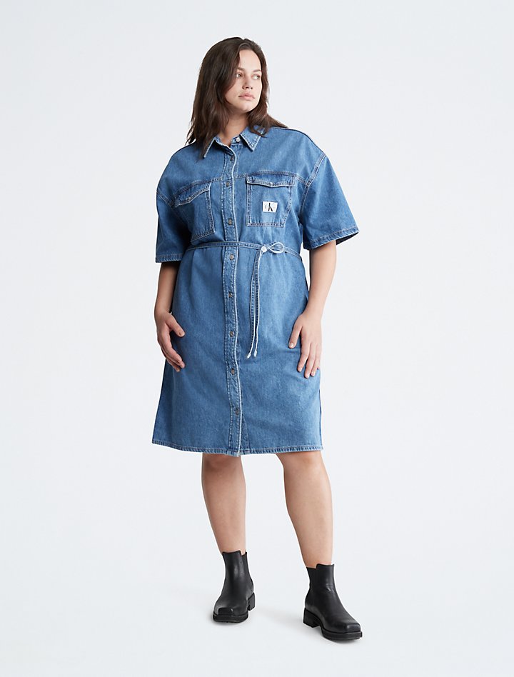 Плюс размер Джинсовое платье-рубашка в стиле милитари Calvin Klein, синий
