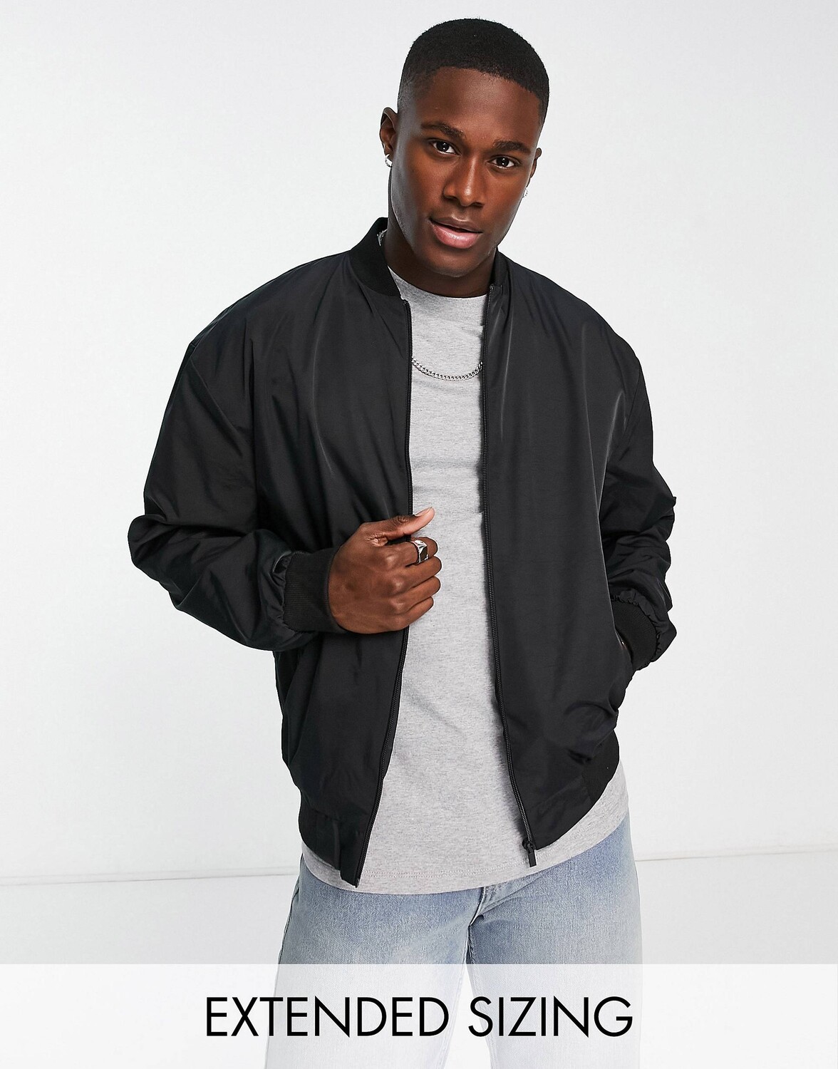 

Легкий черный бомбер оверсайз ASOS DESIGN