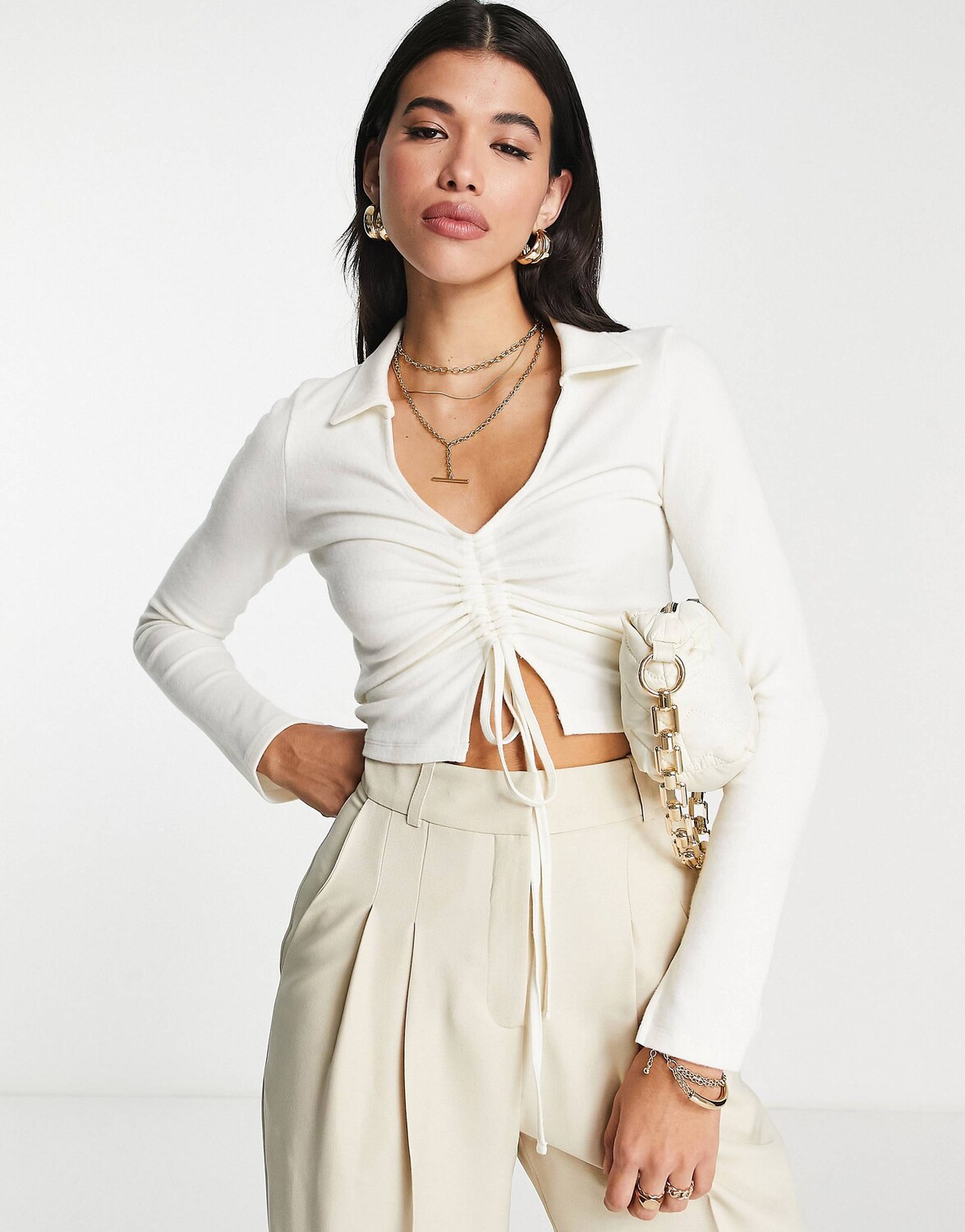

Белая зимняя рубашка-поло в рубчик с очень мягкими рюшами ASOS DESIGN ASOS DESIGN