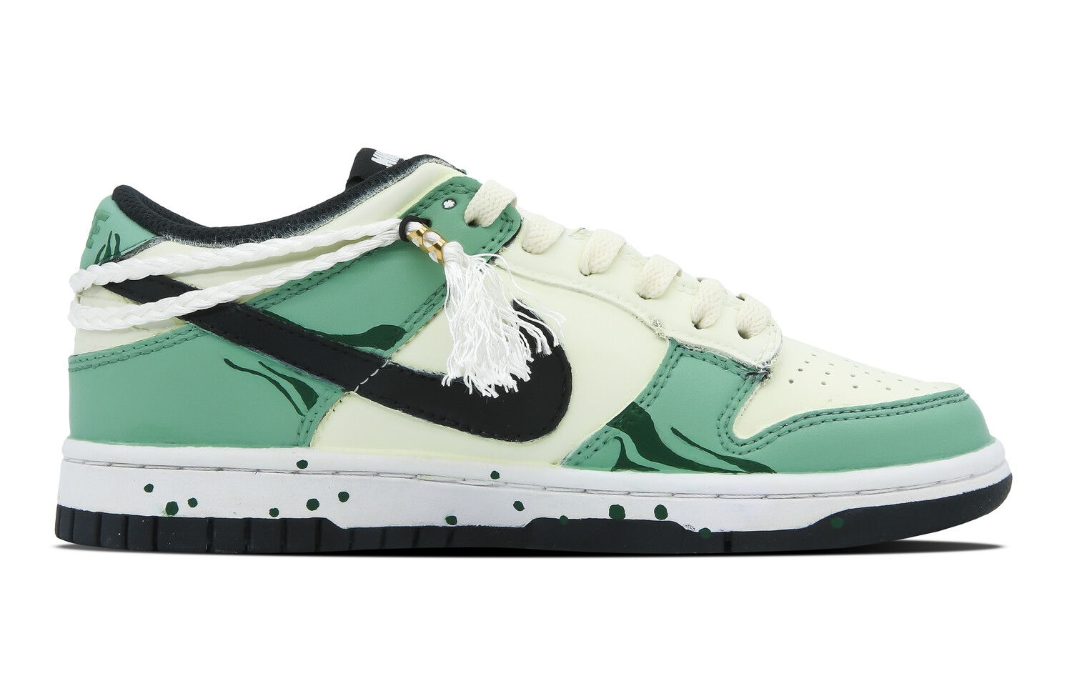 

Женские кроссовки для скейтбординга Nike Dunk