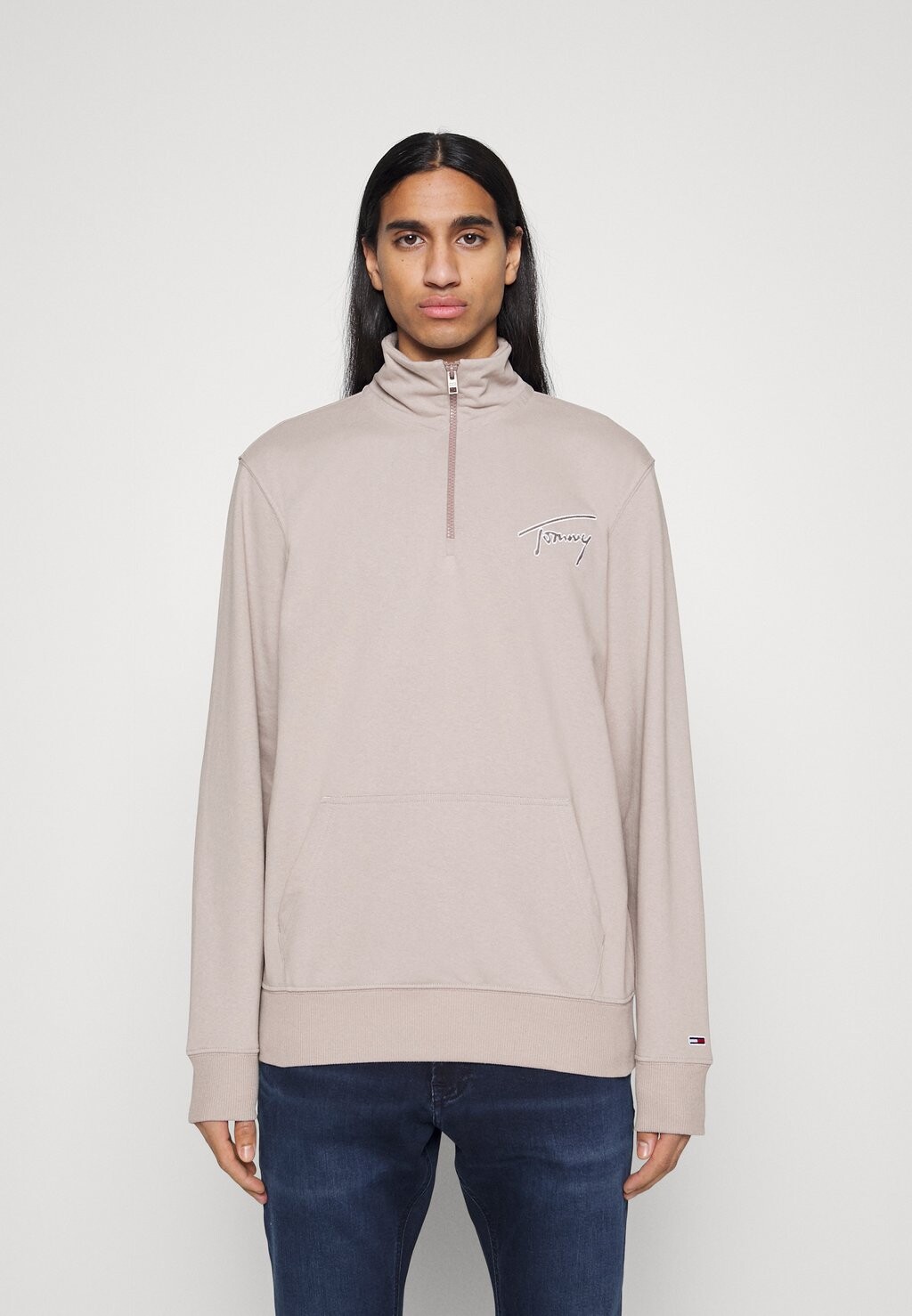 

Толстовка Tommy Jeans Signature Half Zip, brandons stone, Серый
