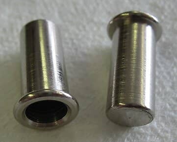 

Fender American Vintage Jaguar Jazzmaster Mustang Bridge Post Thimbles США 0054447049 USA Jaguar Jazzmaster Mustang Bridge Post Thimbles Inserts 005-4447-049 0054447000
