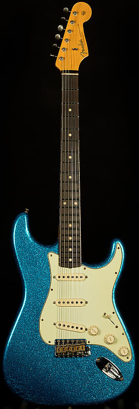 

Fender Custom Shop Wildwood 10 Ultra-Light Stratocaster 1961 года - Реликвия подмастерья