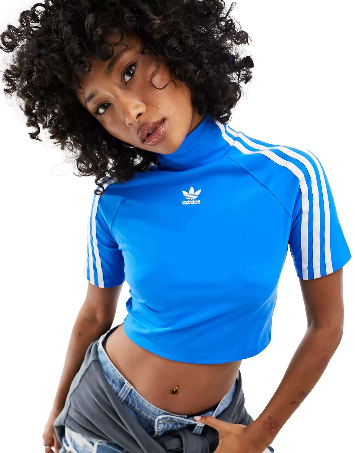 

Синий укороченный топ с высоким воротником и тремя полосками adidas Originals