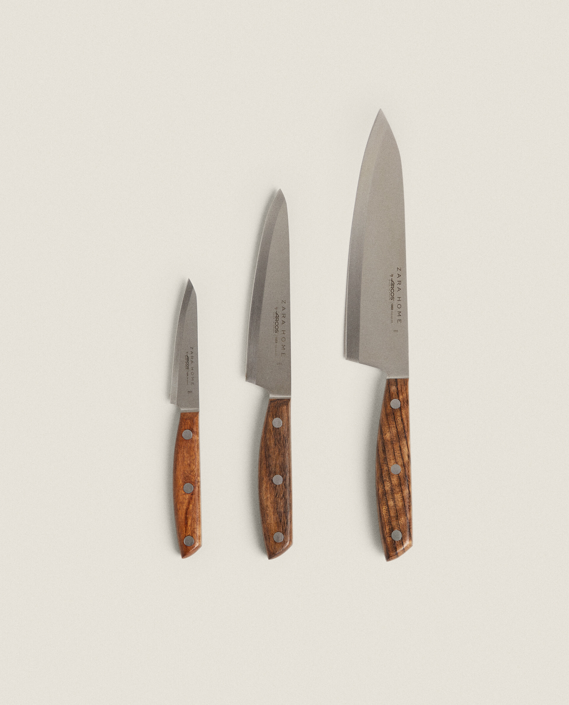 цена Набор стальных ножей Zara Home, коричневый