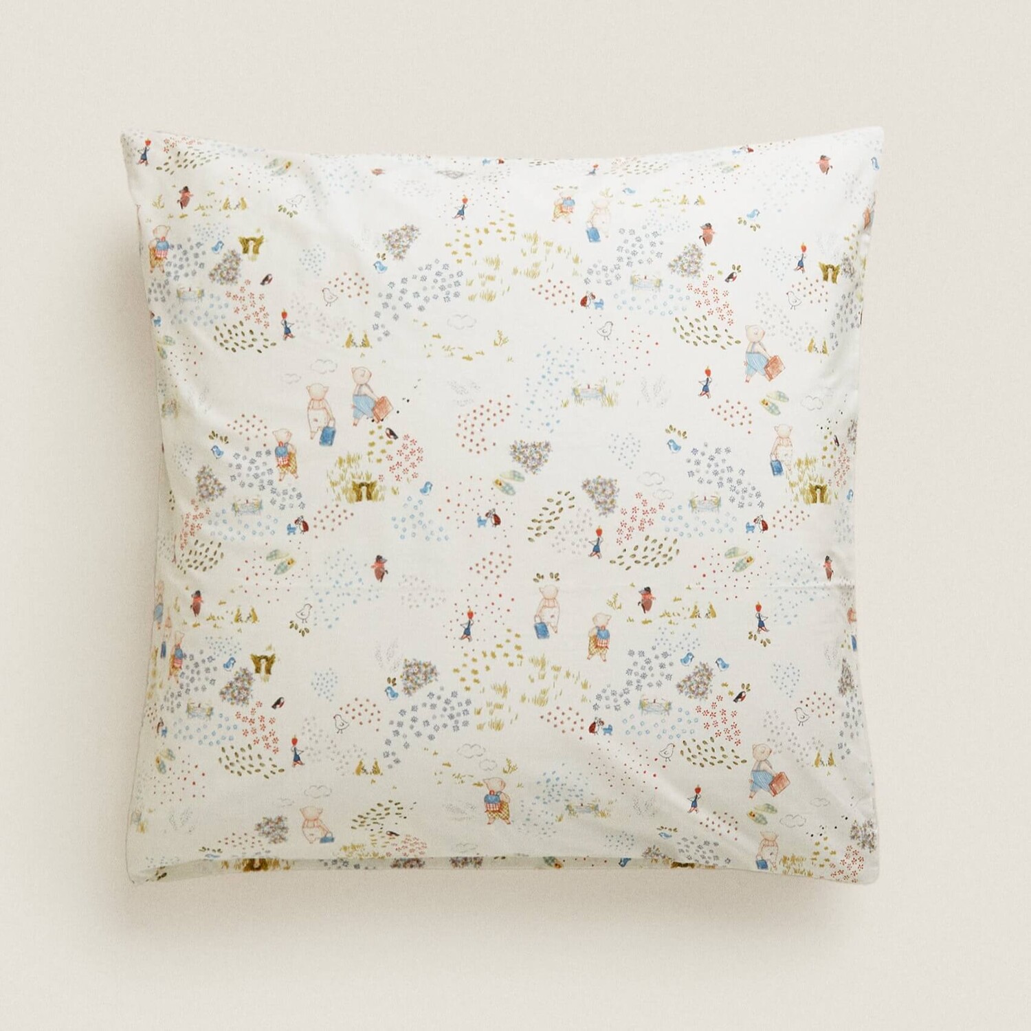 

Наволочка Zara Home Three Little Pigs, бежевый
