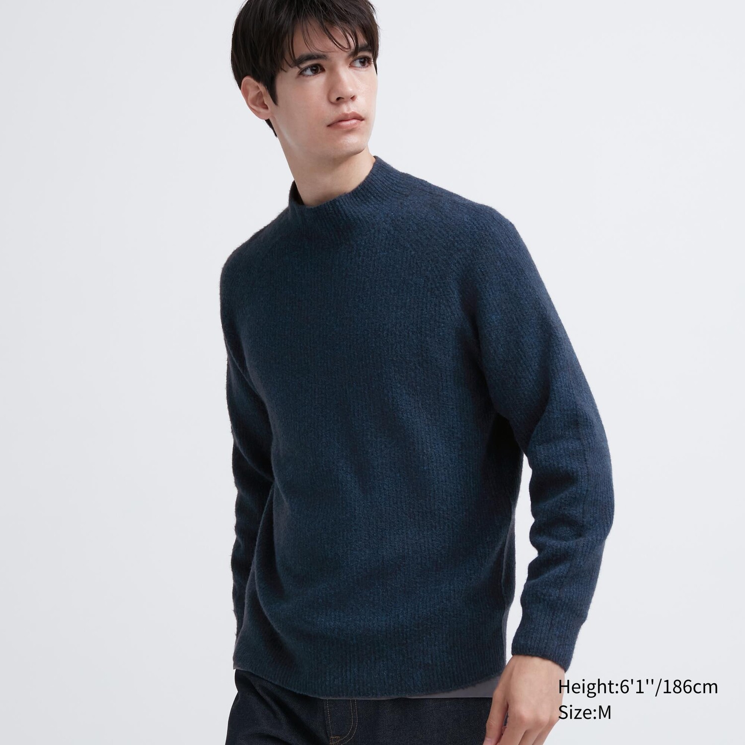 

Бесшовный джемпер 3D-вязки из пряжи-суфле с воротником-стойкой Uniqlo, синий