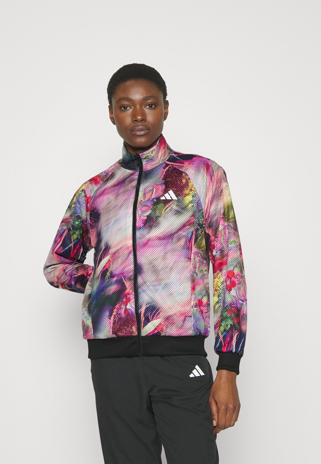

Спортивная куртка Adidas, черный/многоцветный