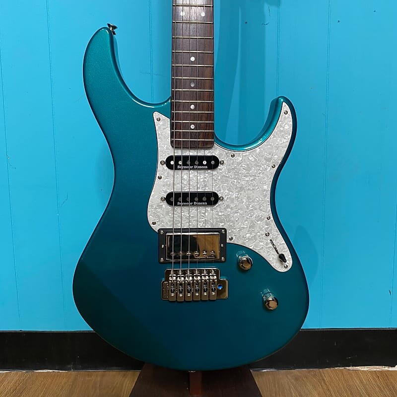 

Электрогитара Yamaha PAC612VIIX Pacifica — бирюзово-зеленый металлик PAC612VIIX Pacifica Electric Guitar - Teal Green Metallic