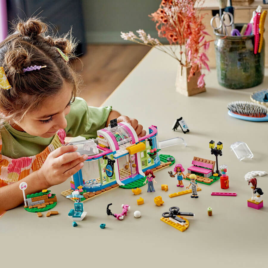 Конструктор LEGO Friends Парикмахерская 41743, 401 деталь