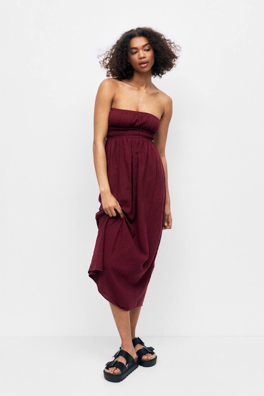 

Платье миди без бретелек Pull&Bear, бургундия