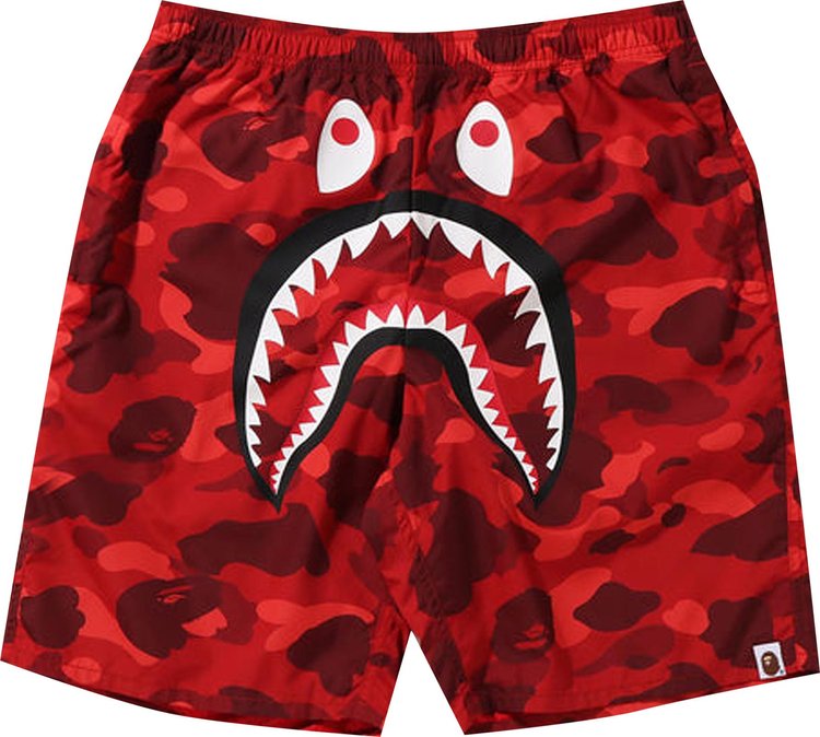 Шорты BAPE Color Camo Shark Beach Shorts 'Red', красный - фото