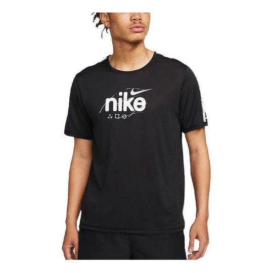 

Футболка Nike Dri-Fit Miler D.Y.E. Alphabet Logo Black DQ4735-010, черный