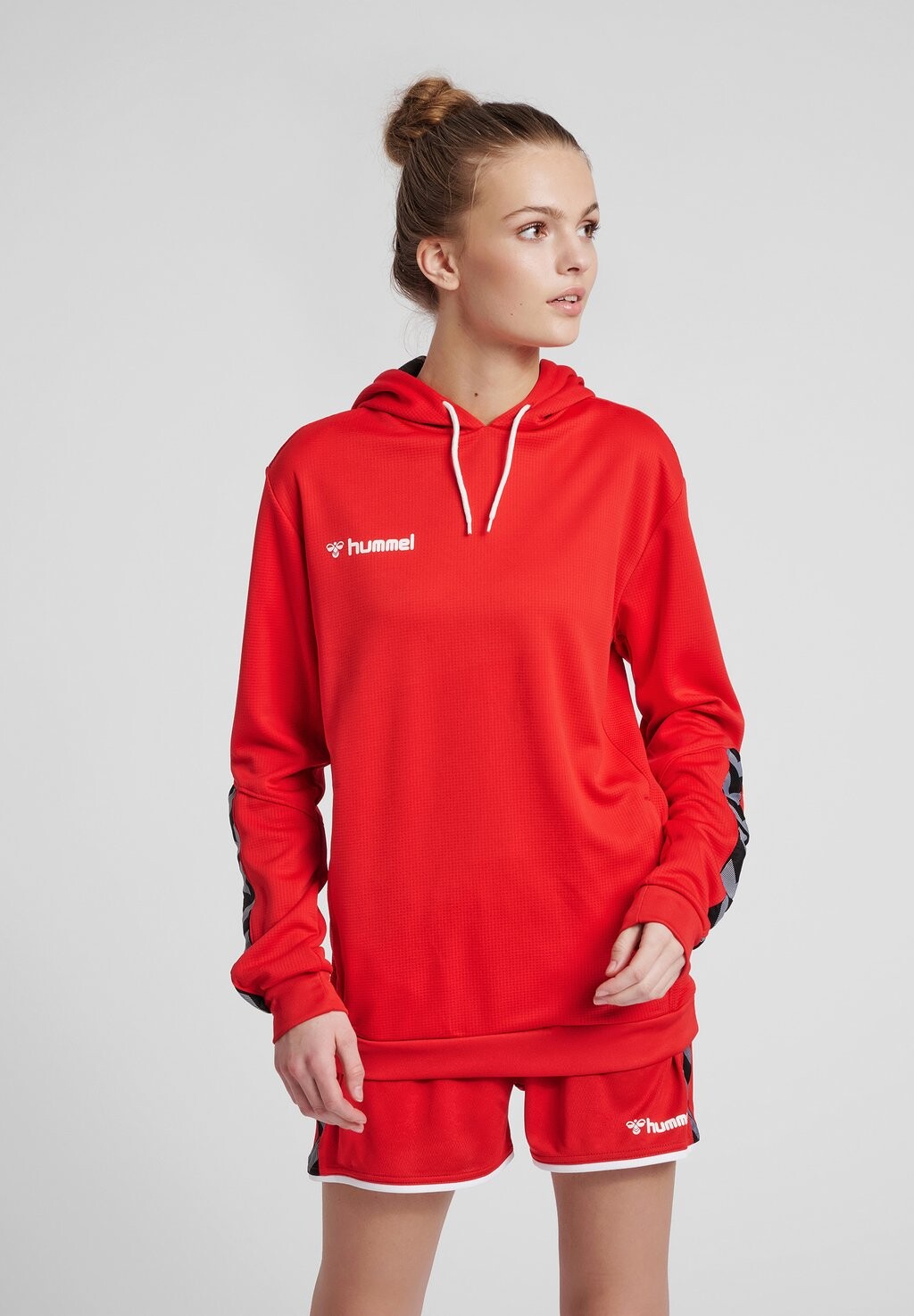 

Толстовка с капюшоном Hummel, красный
