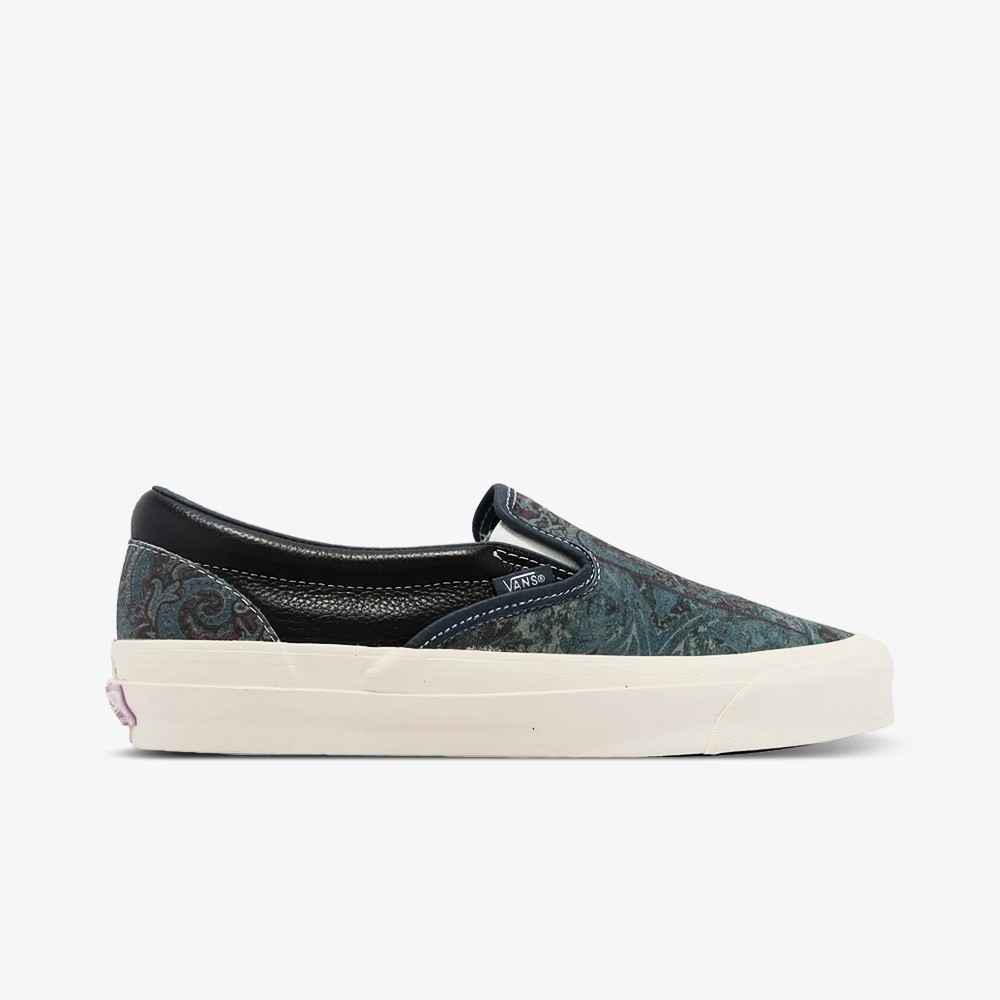 

Кроссовки OG Classic Slip-On LX 'Granny's Rug Stargazer' Vans, мультиколор