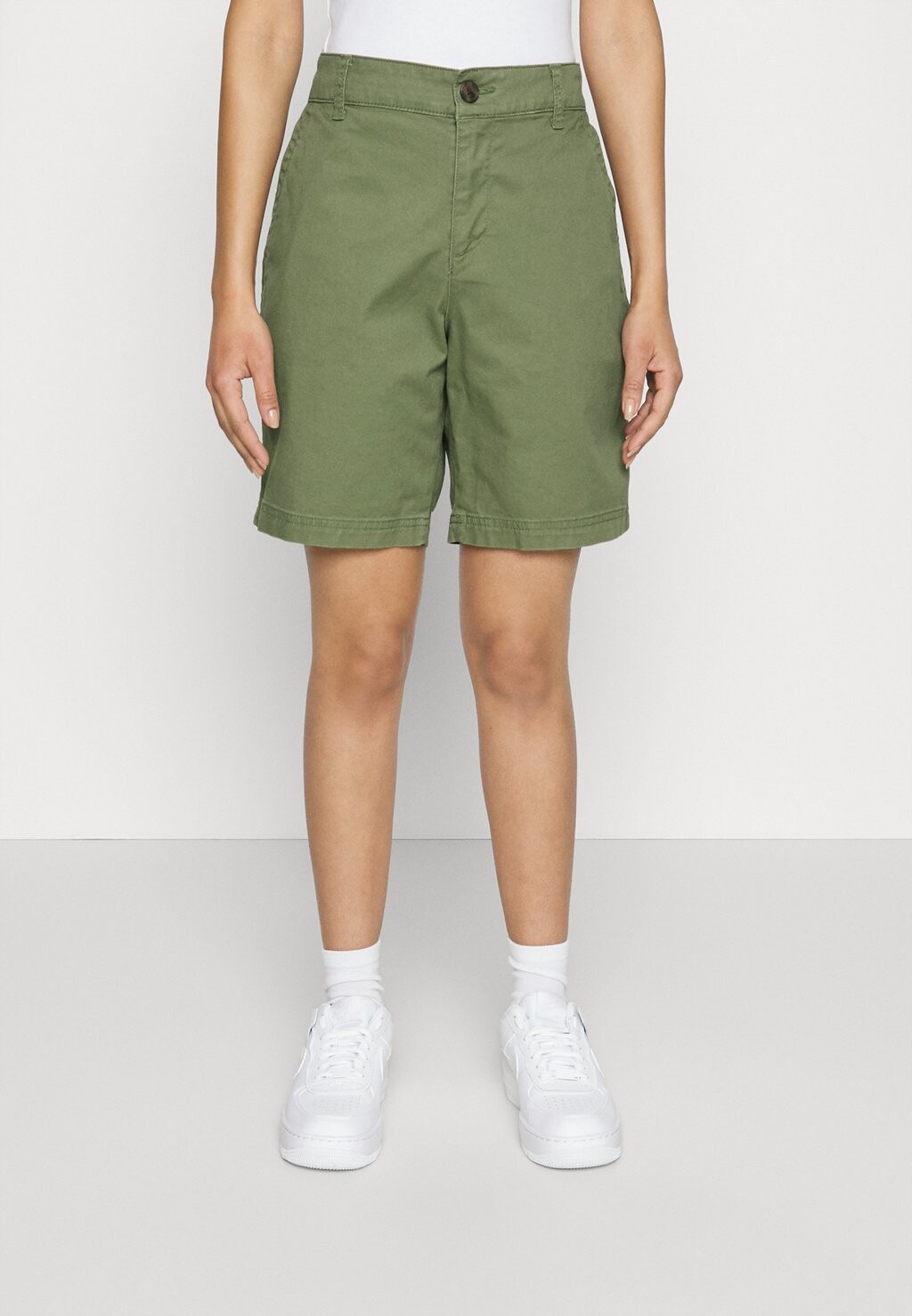 

Шорты GAP