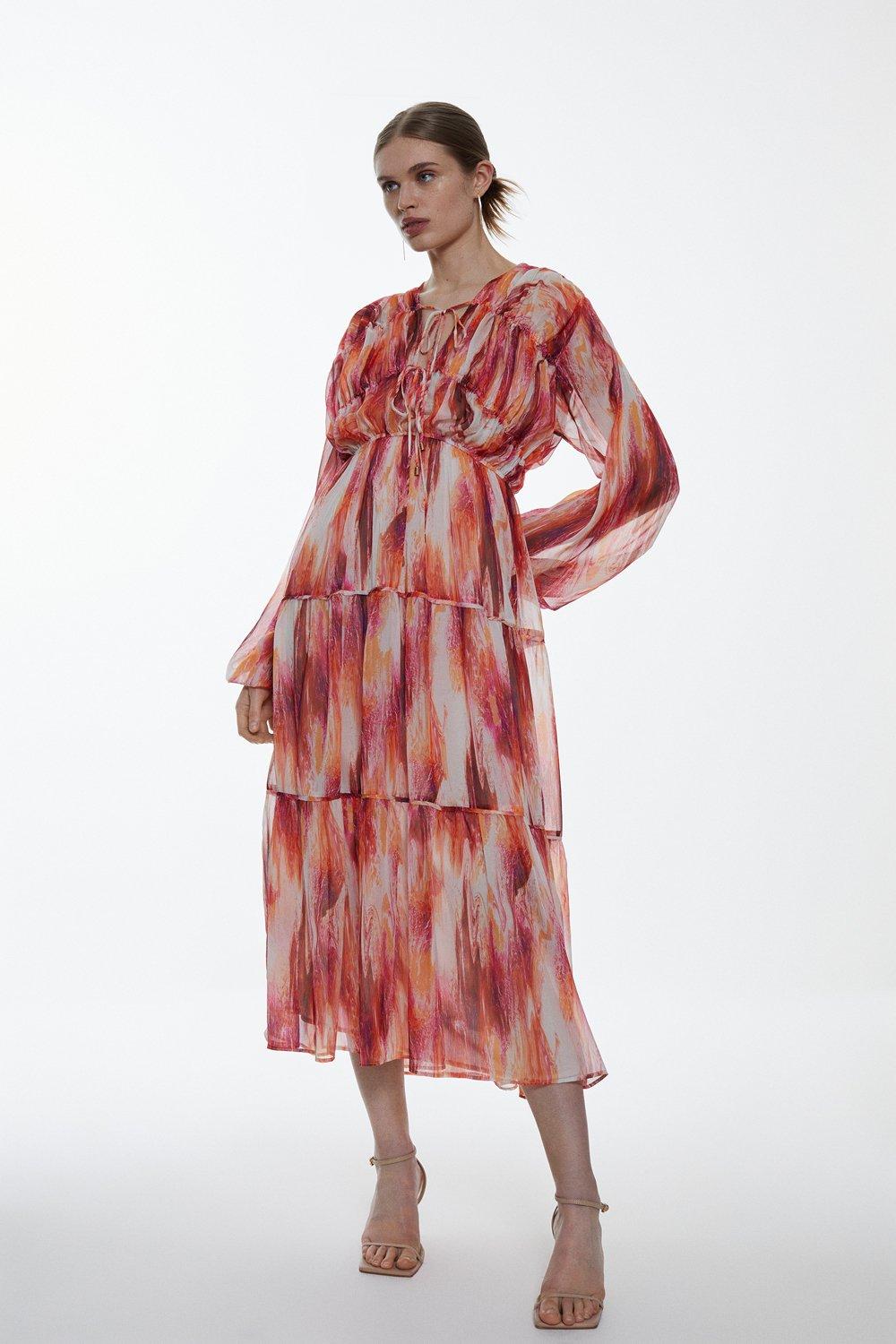 Многоярусное тканое платье макси с жатыми сборками и акварелью Karen Millen, розовый фото