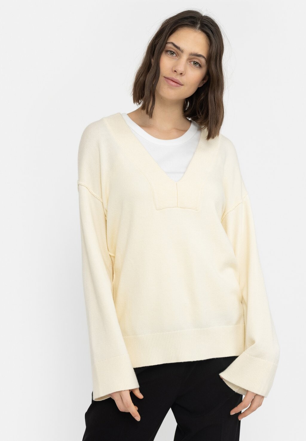 

Свитшот Soft Rebels СРЬЯЗМИН V-NECK, цвет whitecap gray
