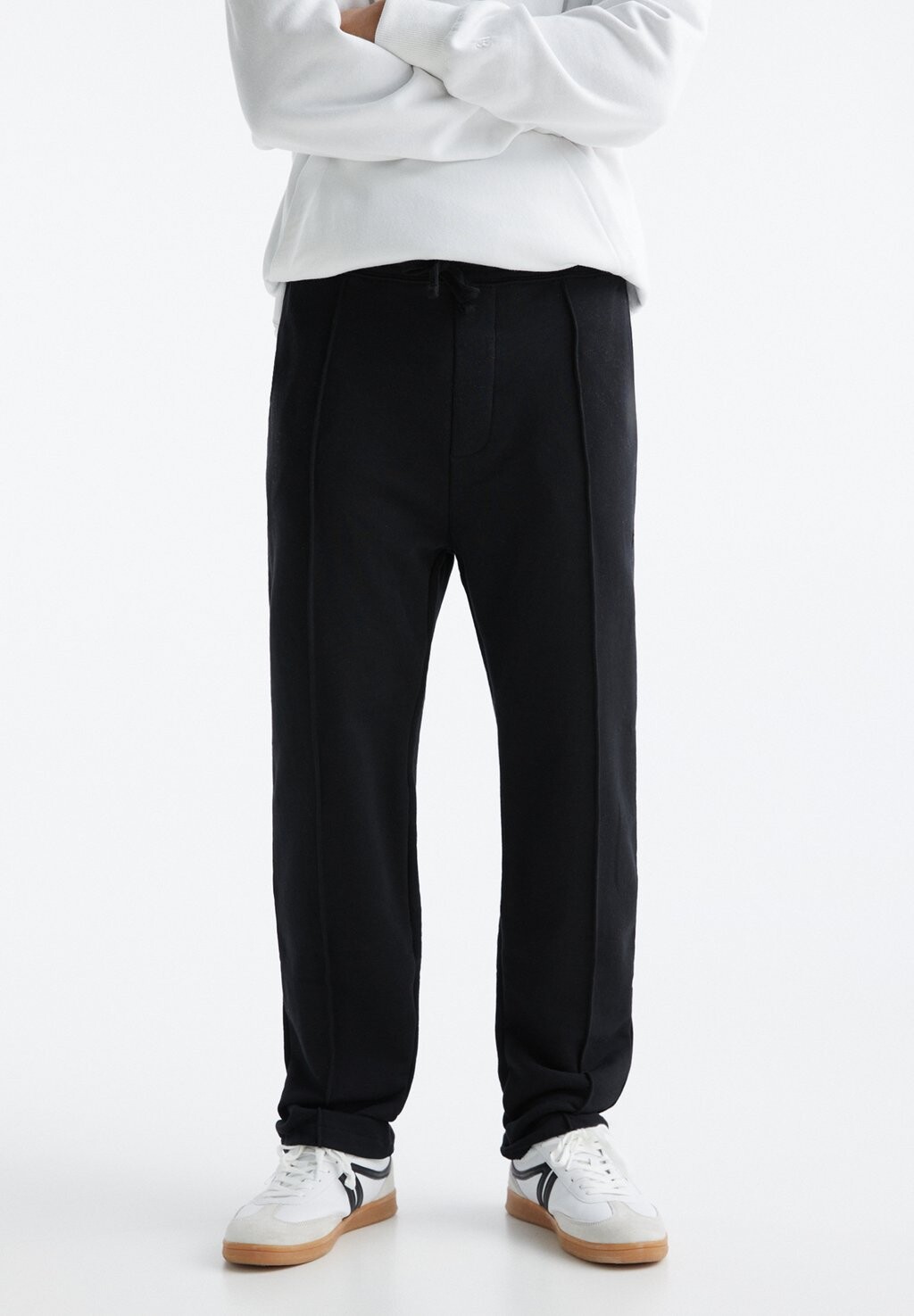 

Спортивные брюки Wide-Leg-Joggers PULL&BEAR, черный