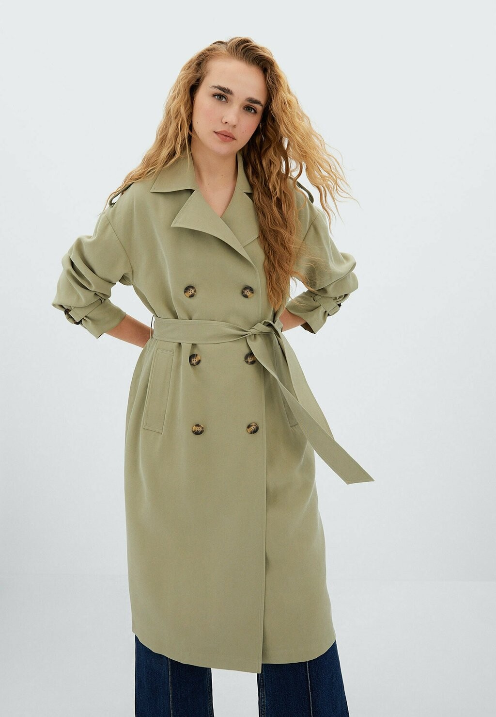 

Тренч Stradivarius