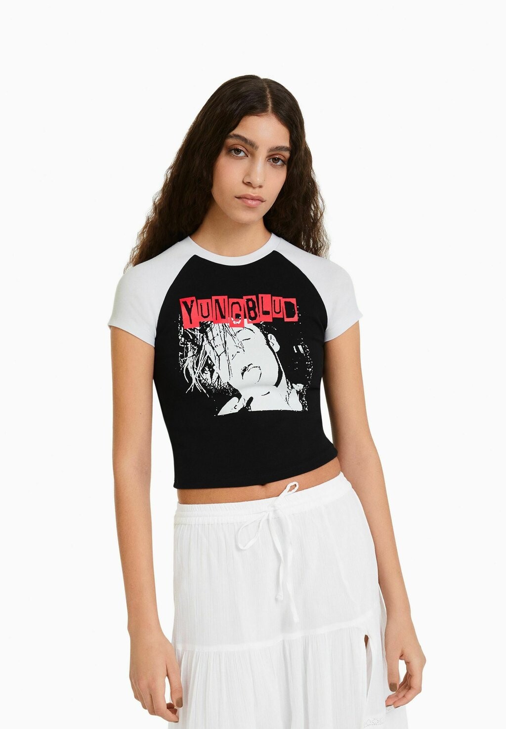 

Футболка с принтом Bershka, темно-серый