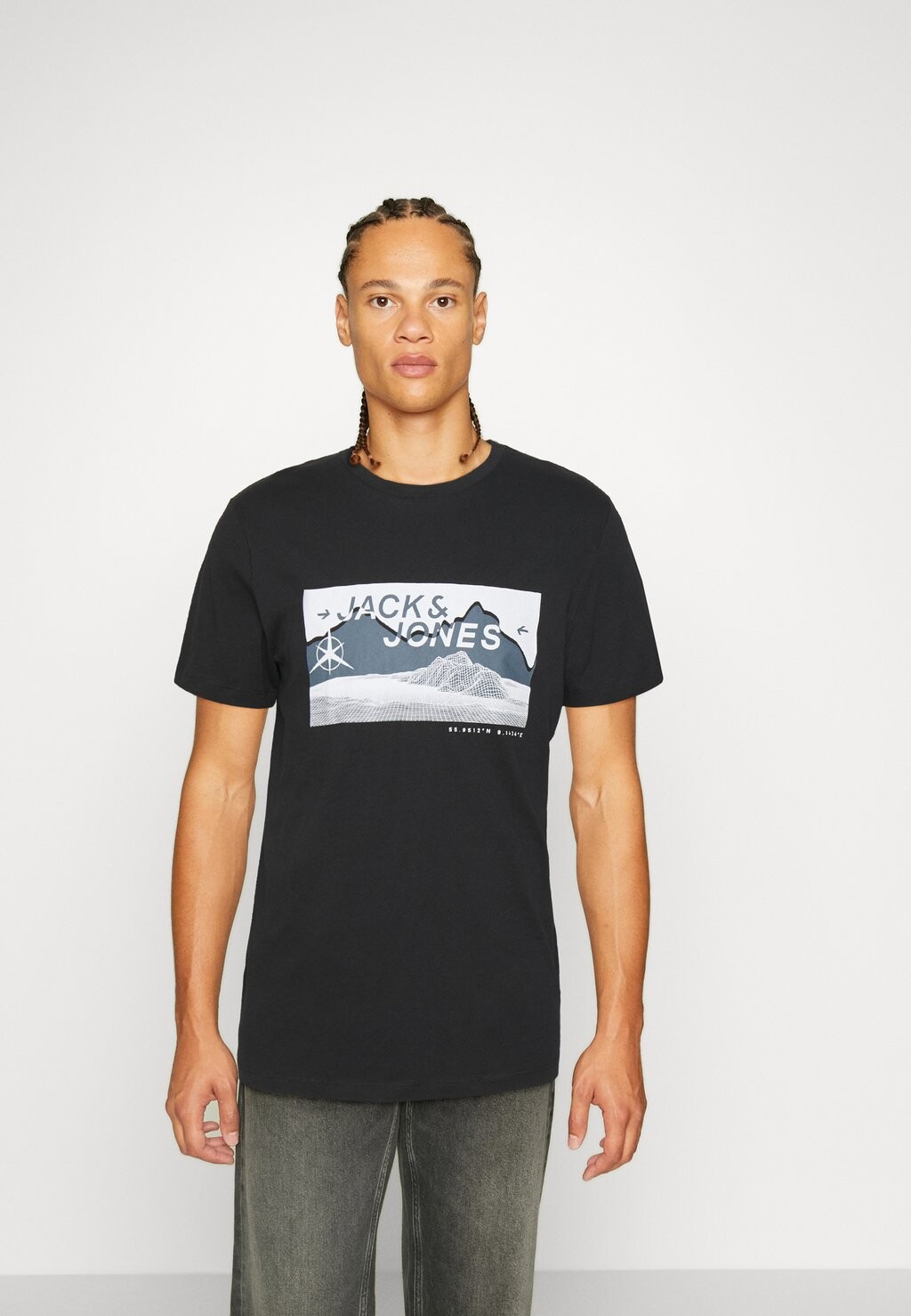 

Футболка с принтом Jack & Jones, черный