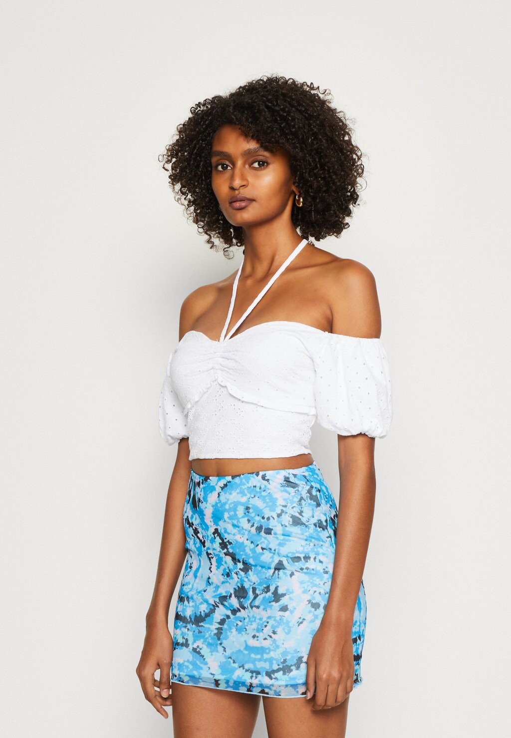 

Блузка Guess, белый