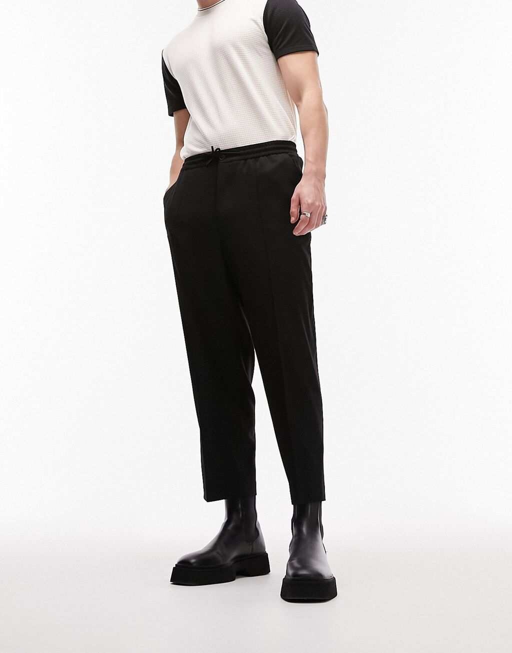 

Черные укороченные брюки широкого кроя Topman