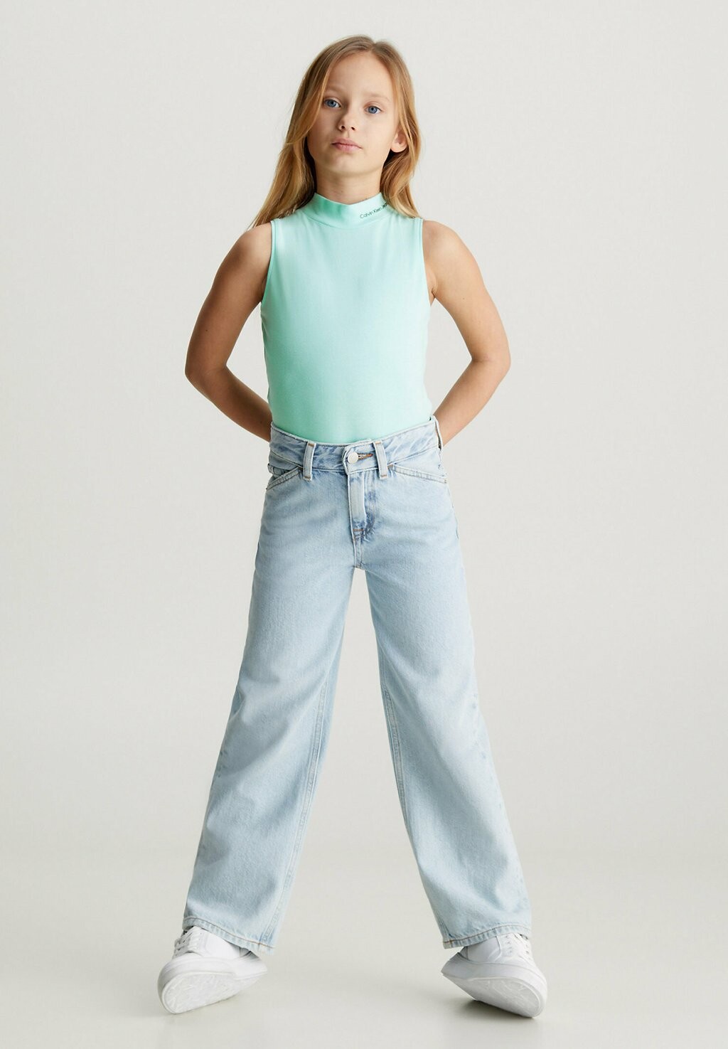 

Топ MOCK NECK Calvin Klein Jeans, цвет blue tint