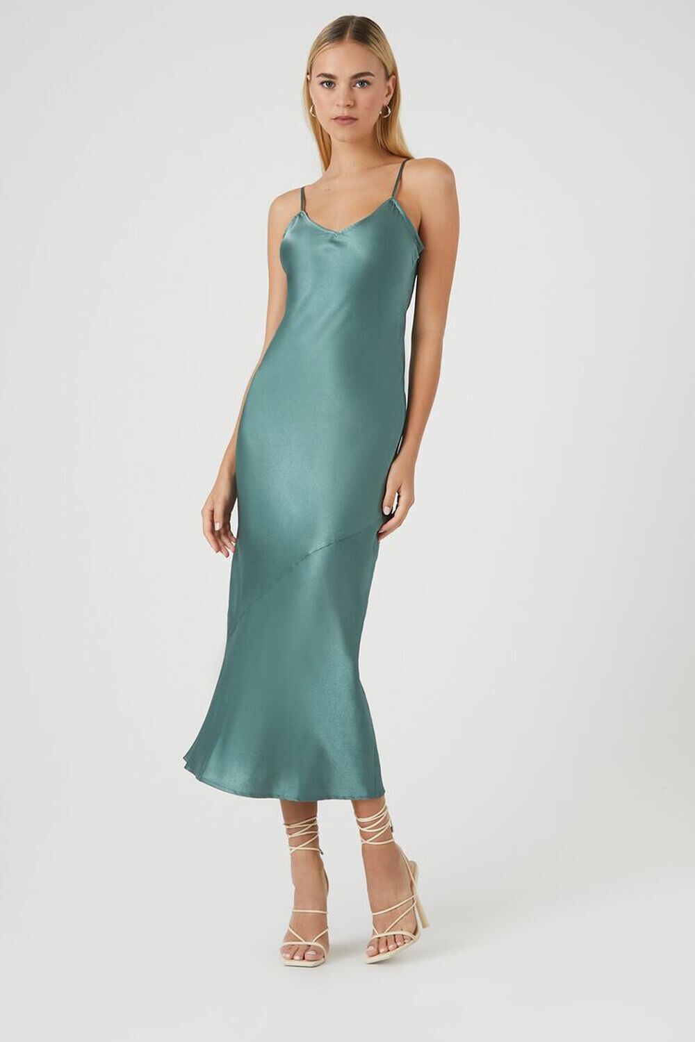 

Атласное платье-комбинация макси Forever 21, синий