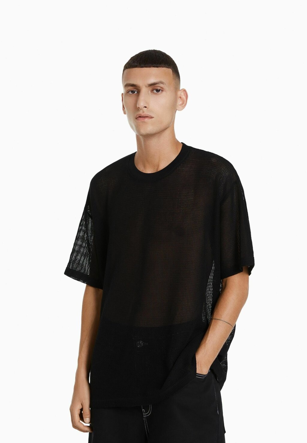 

Футболка с принтом Bershka, черный