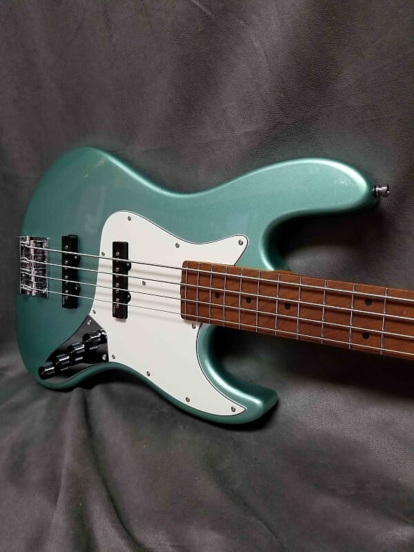 

Басс гитара 2023 Sadowsky MetroExpress Vintage J/J Bass with Maple Fretboard Sage Green Metallic