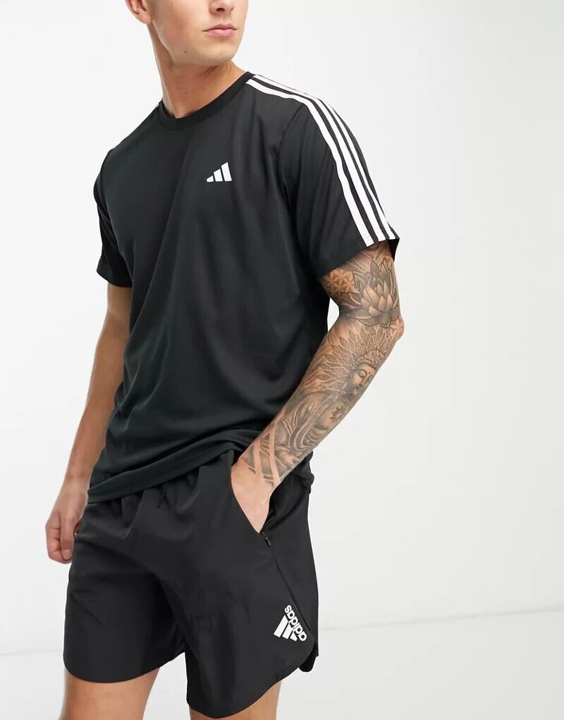 

Черная футболка с тремя полосками adidas Training Essential adidas performance, Черный