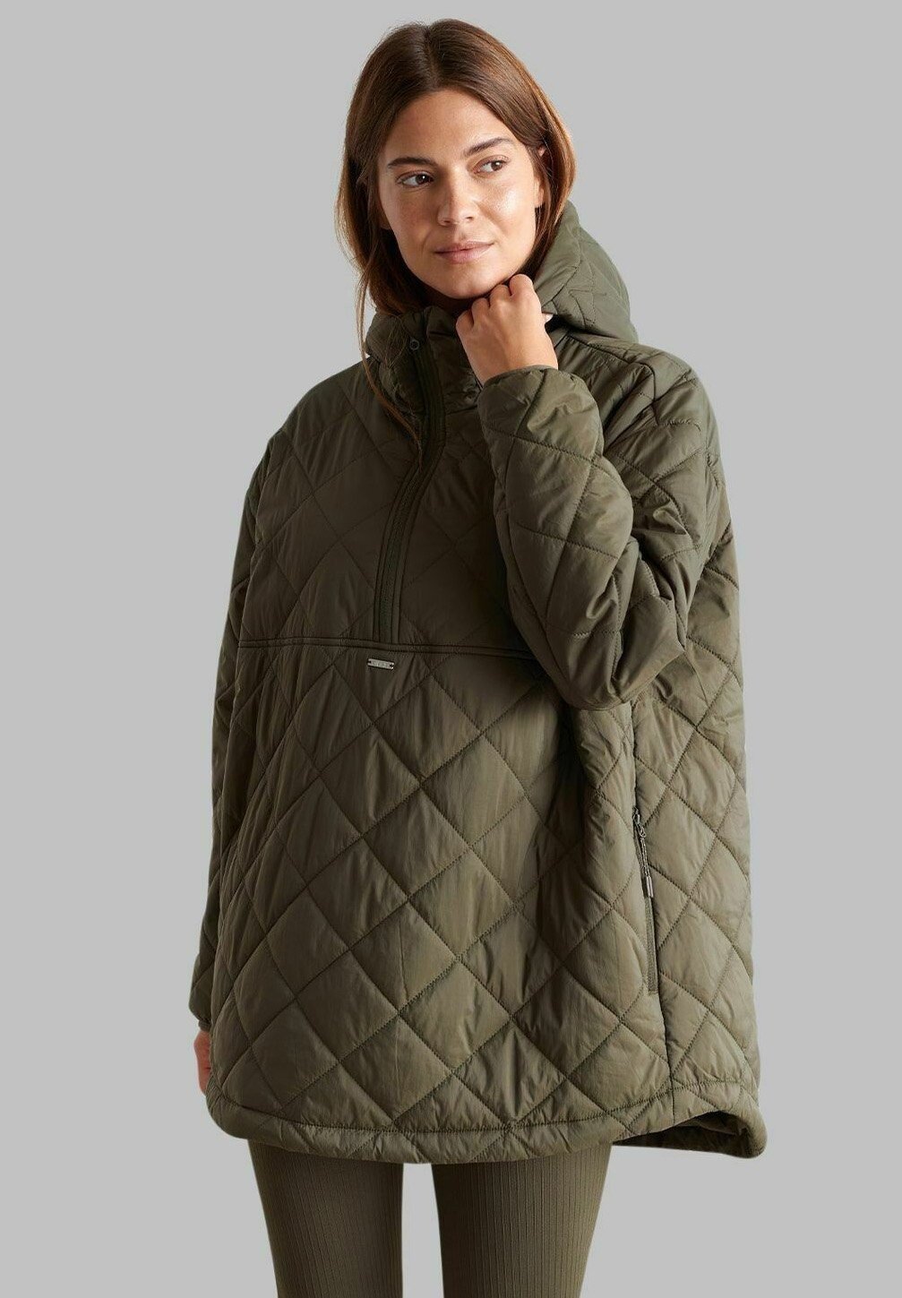 

Зимнее пальто OVERSIZED QUILTED ANORAK aim’n, цвет khaki