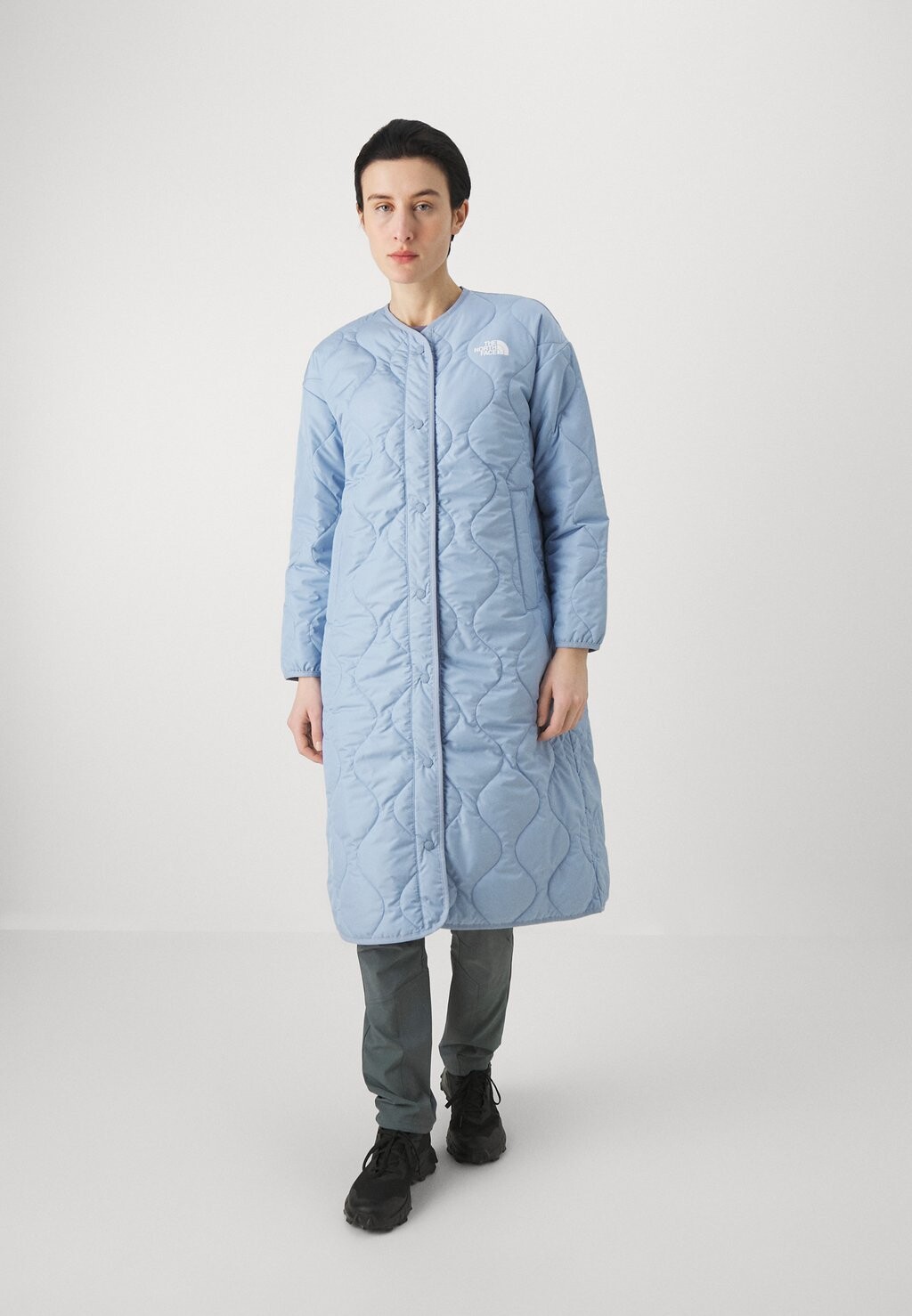 

Зимнее пальто AMPATO QUILTED LINER LONG The North Face, цвет steel blue