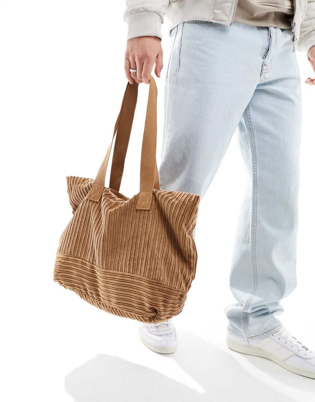 

Объемная сумка-тоут из табачного шнура ASOS DESIGN