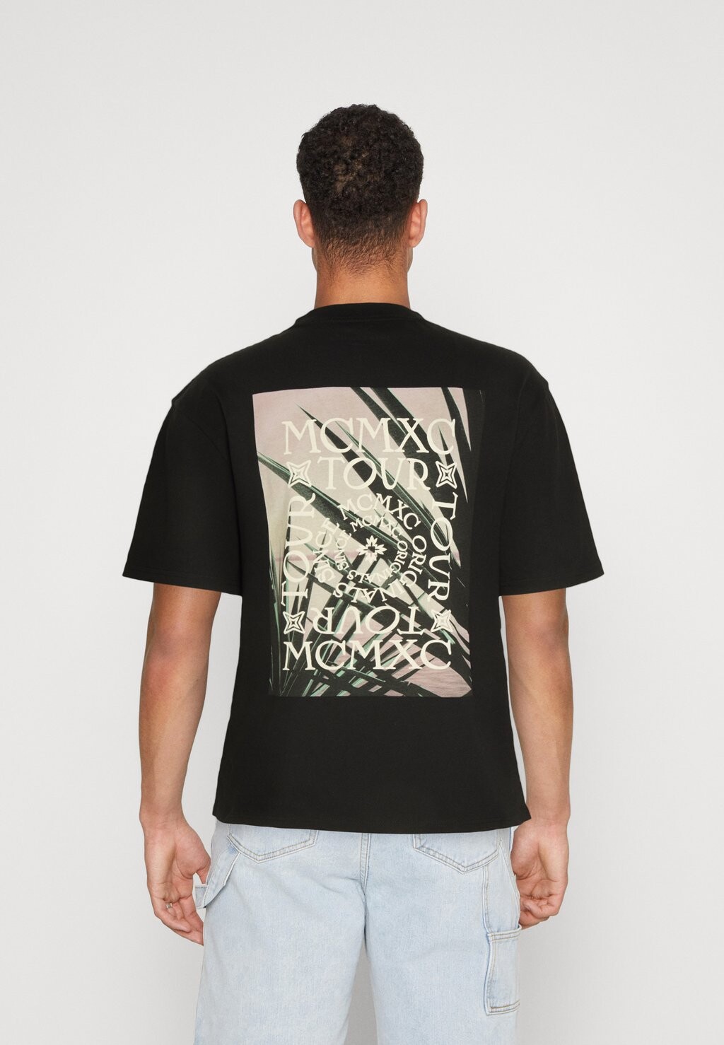 

Футболка с принтом Jack & Jones, черный