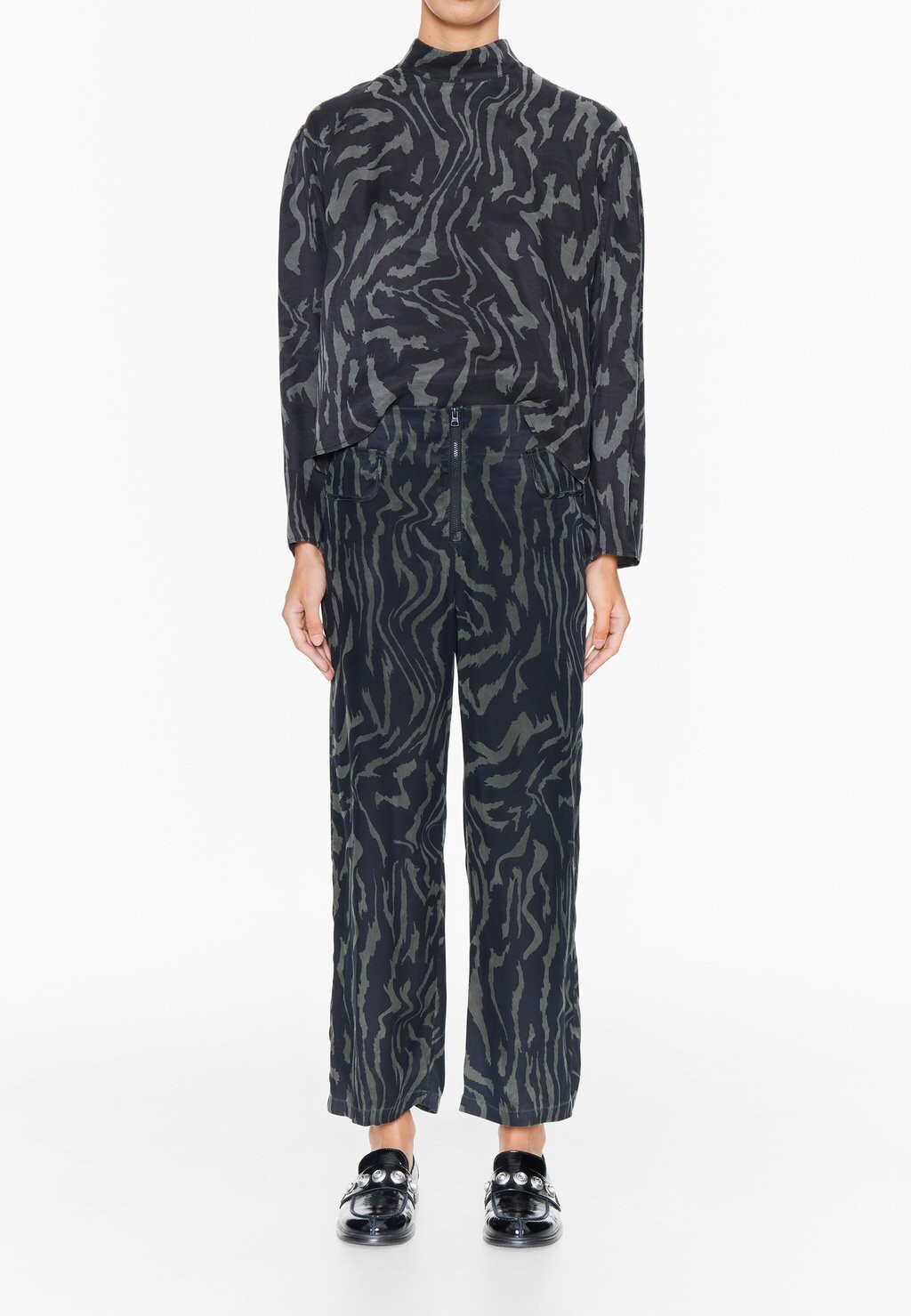 

Брюки Straight Bimba Y Lola, цвет tiger liquid dark green