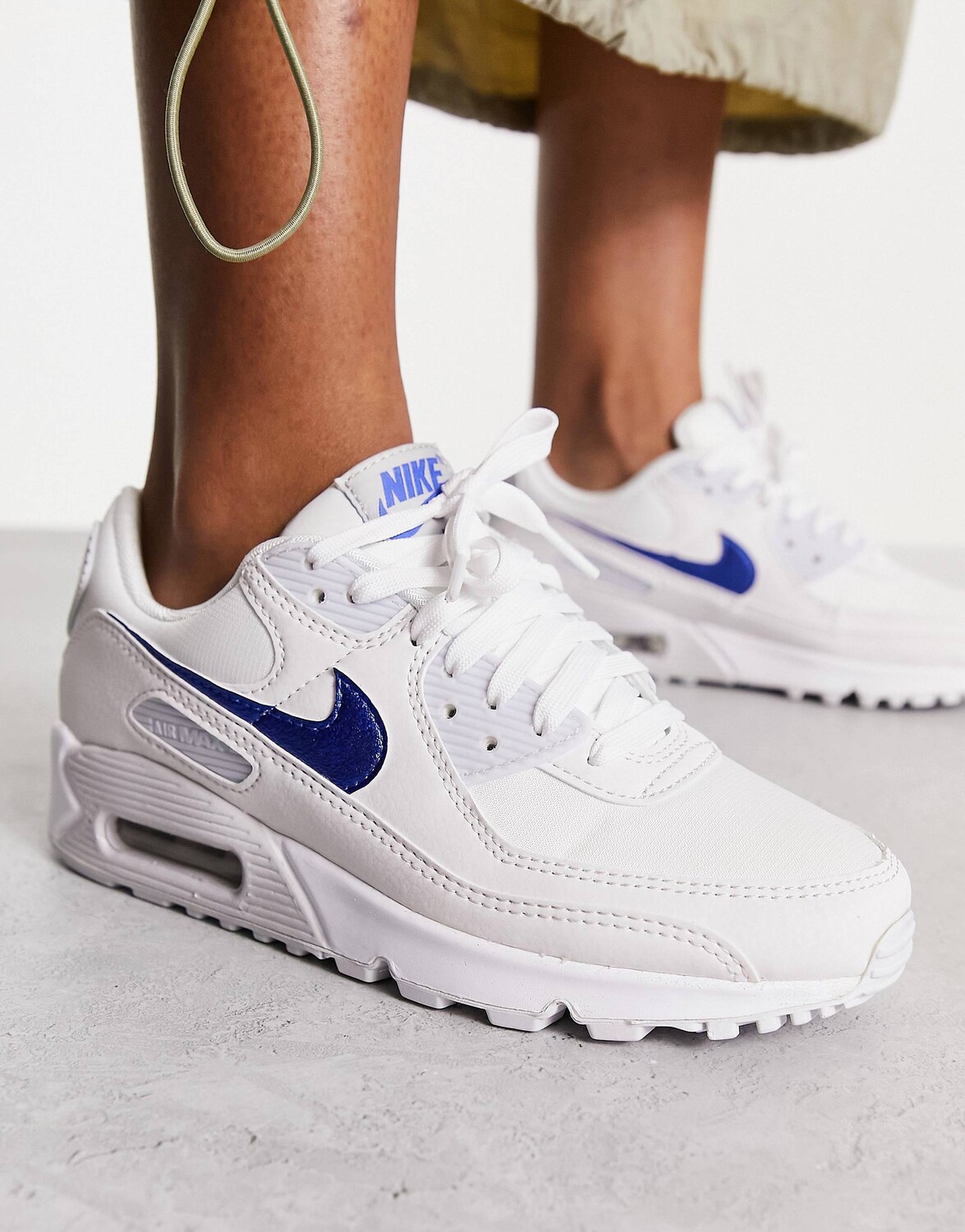 

Бело-синие кроссовки Nike Air Max 90