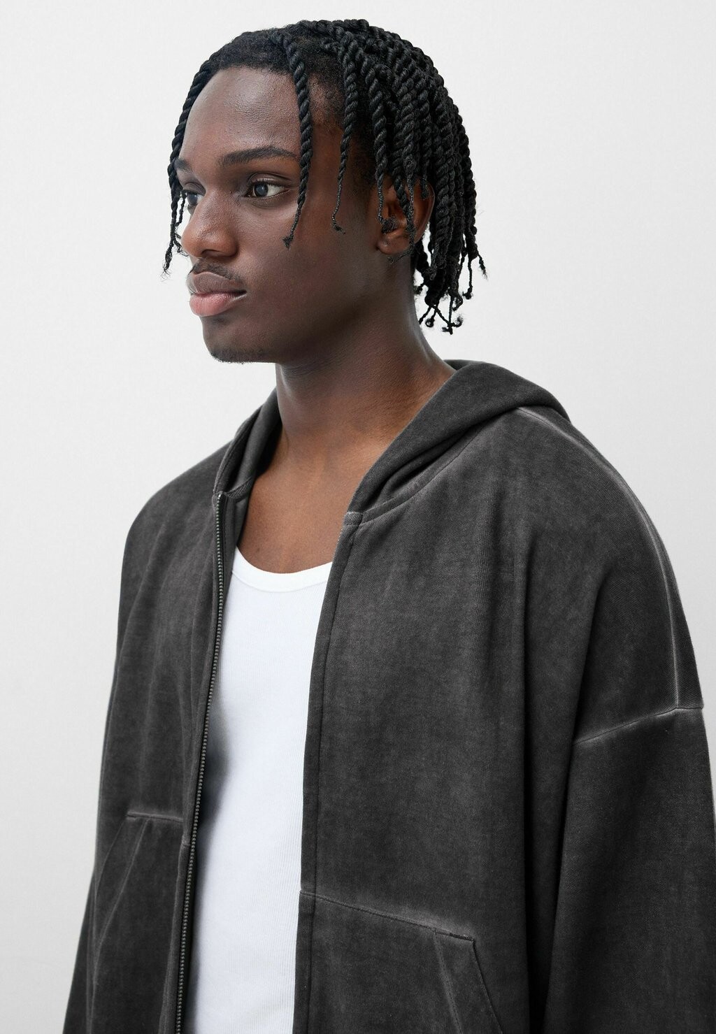 

Толстовка на молнии WASHED ZIPPED Bershka, темно-серый