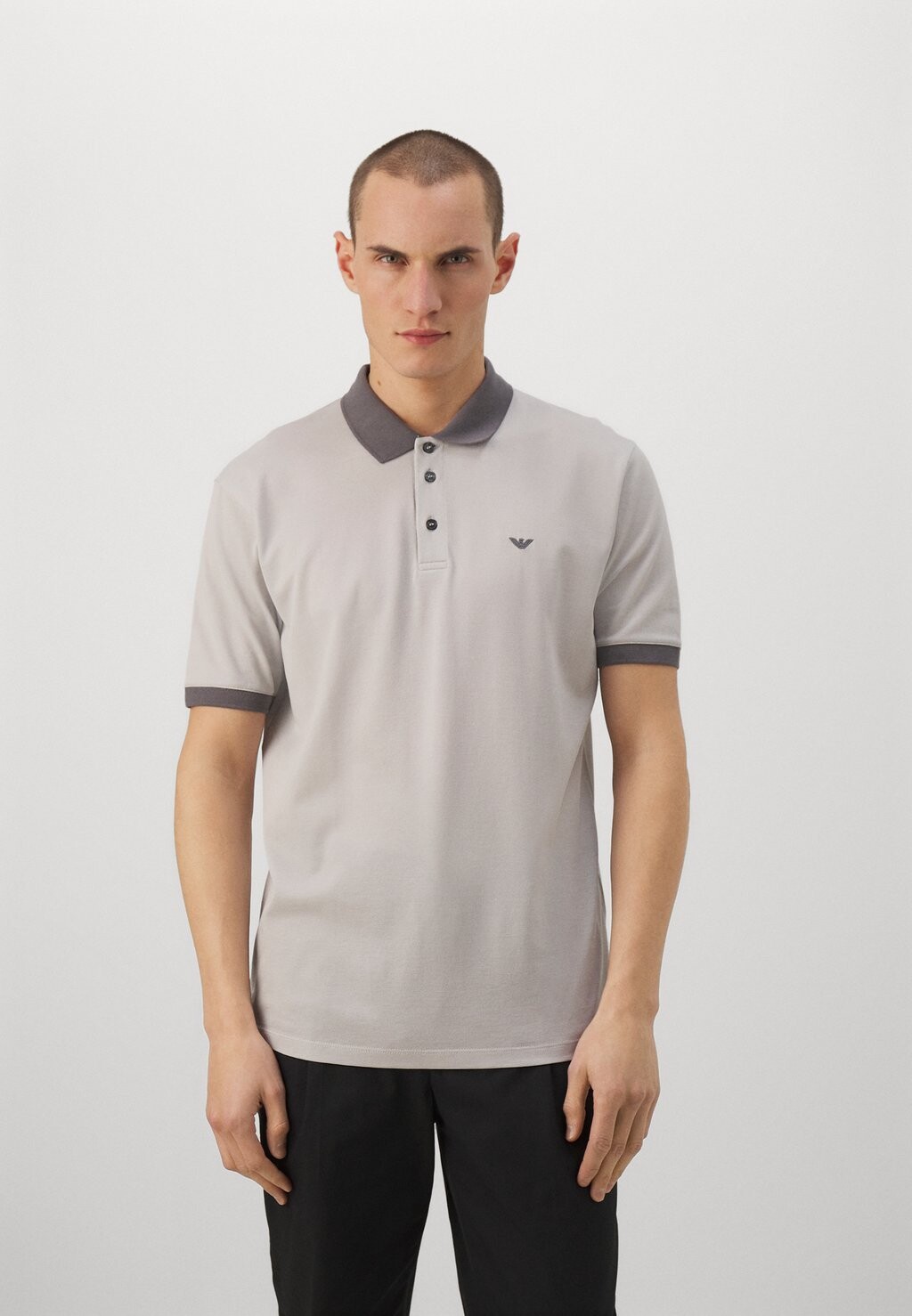 

Рубашка поло Emporio Armani, серый