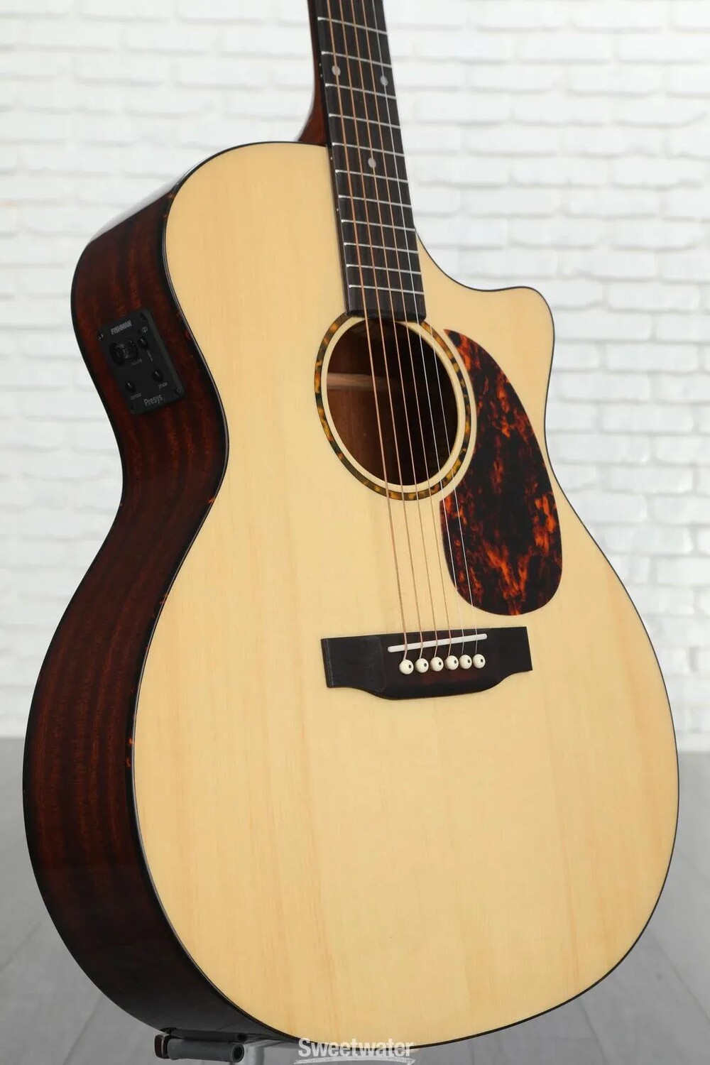 

Акустически-электрическая гитара Recording King G6 Grand Auditorium Cutaway - Gloss Natural