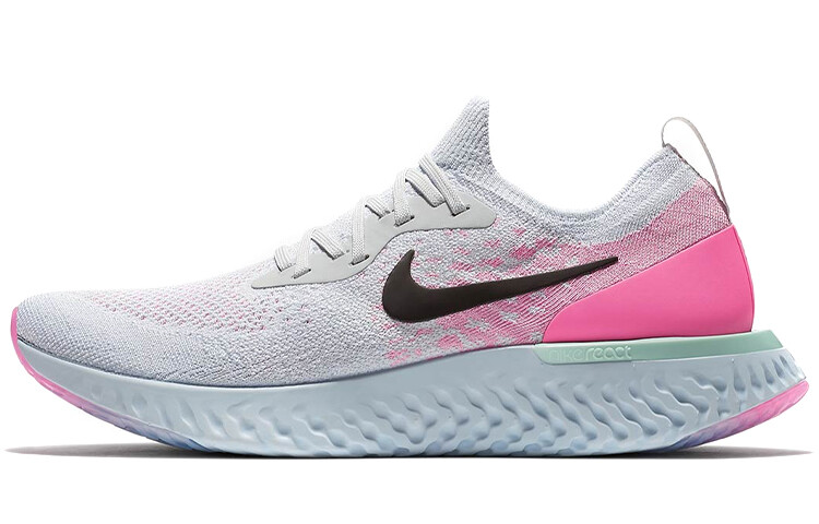 

Румяна Nike Epic React Flyknit First Blush