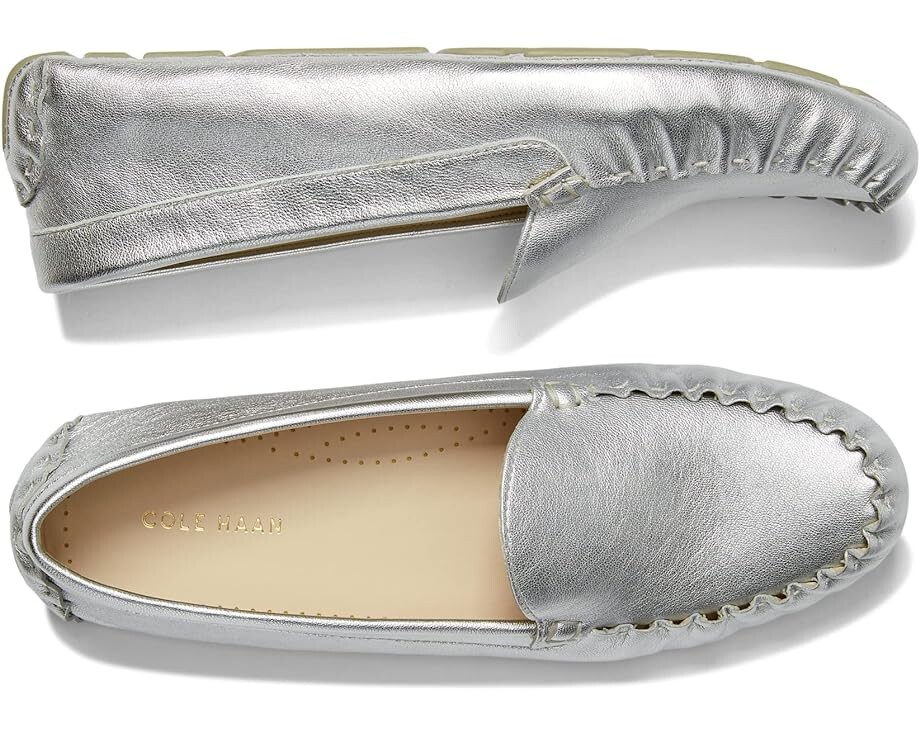 

Лоферы Cole Haan Evelyn Driver, цвет Soft Silver Metallic