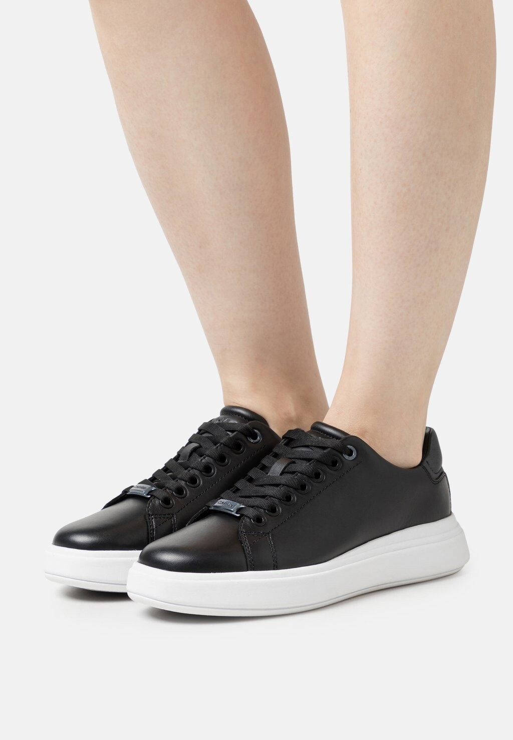

Низкие кроссовки RAISED CUPSOLE LACE UP Calvin Klein, черный