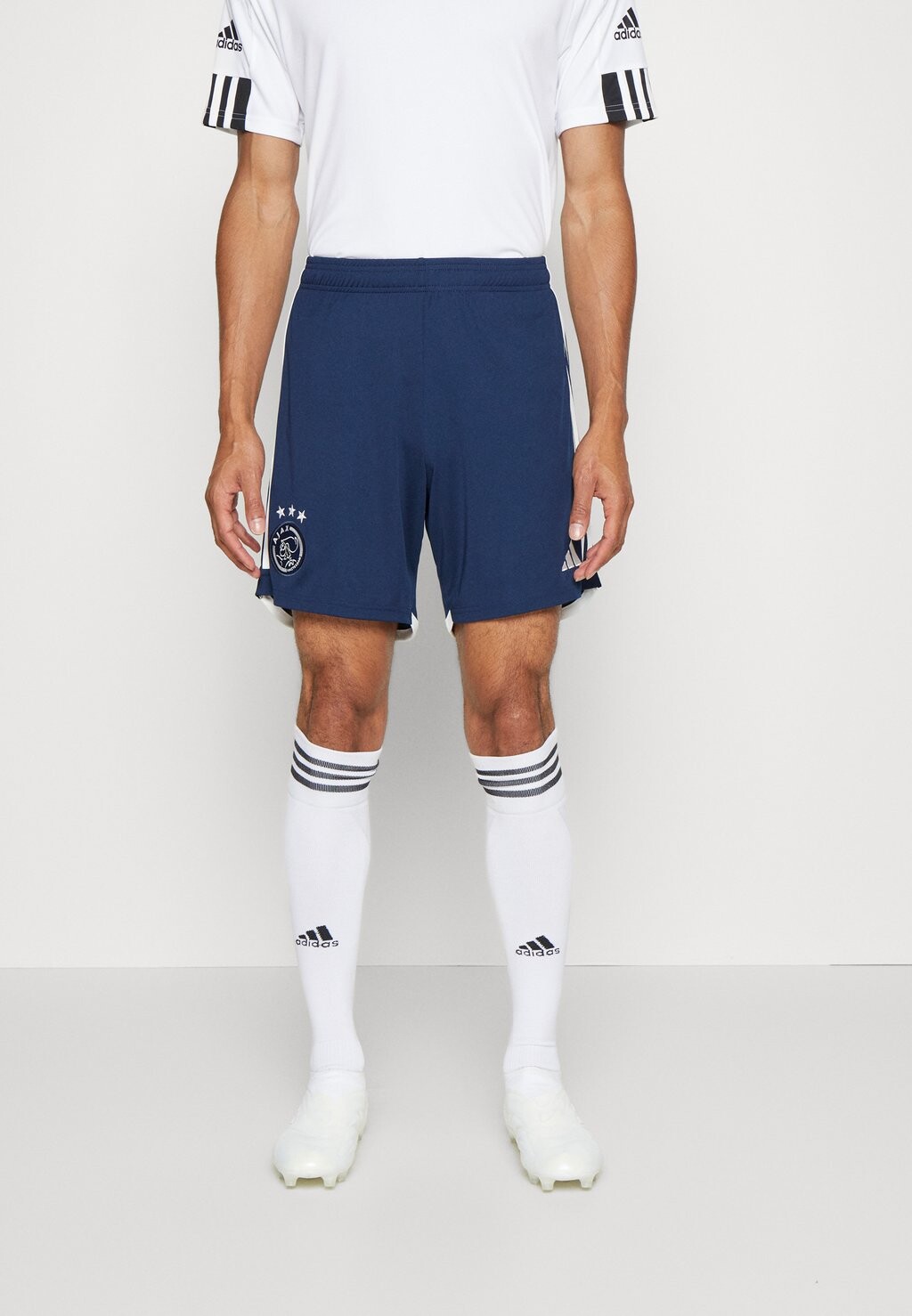 

Спортивные брюки Adidas